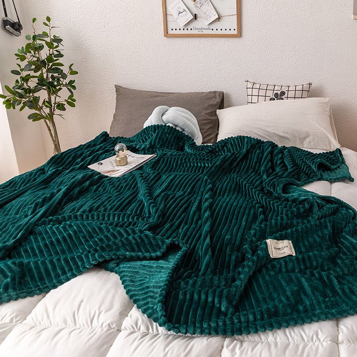 Teal And Coral Throw Deka